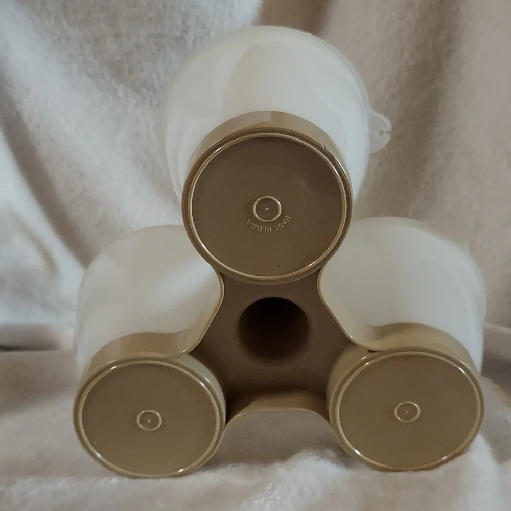 Tupperware condiment Caddy Trio